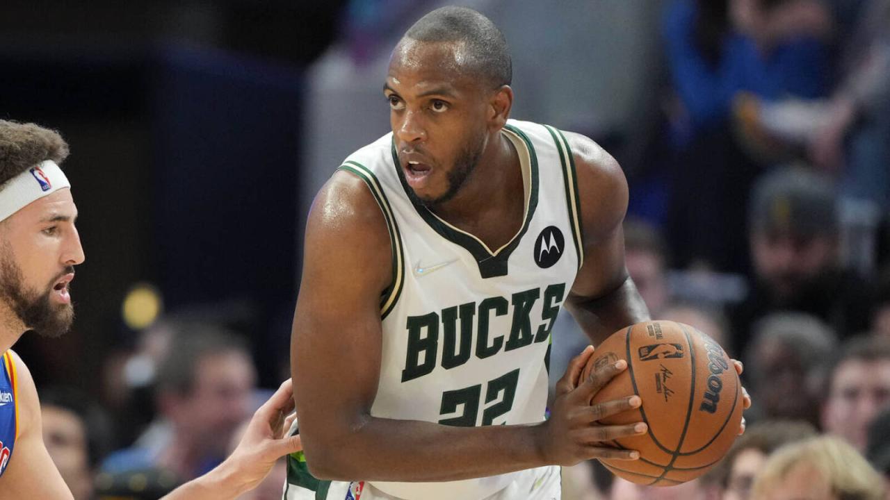 Khris Middleton scores 8 while coming off bench in Bucks win - ESPN